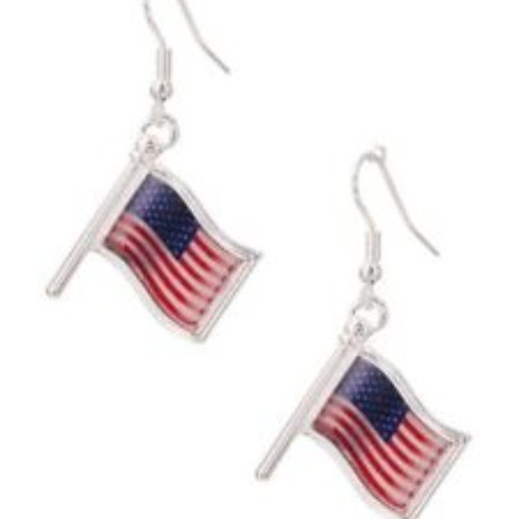 American Flag Earrings Patriotic Labor Day  July 4th Veterans Memorial P… - Picture 4 of 11